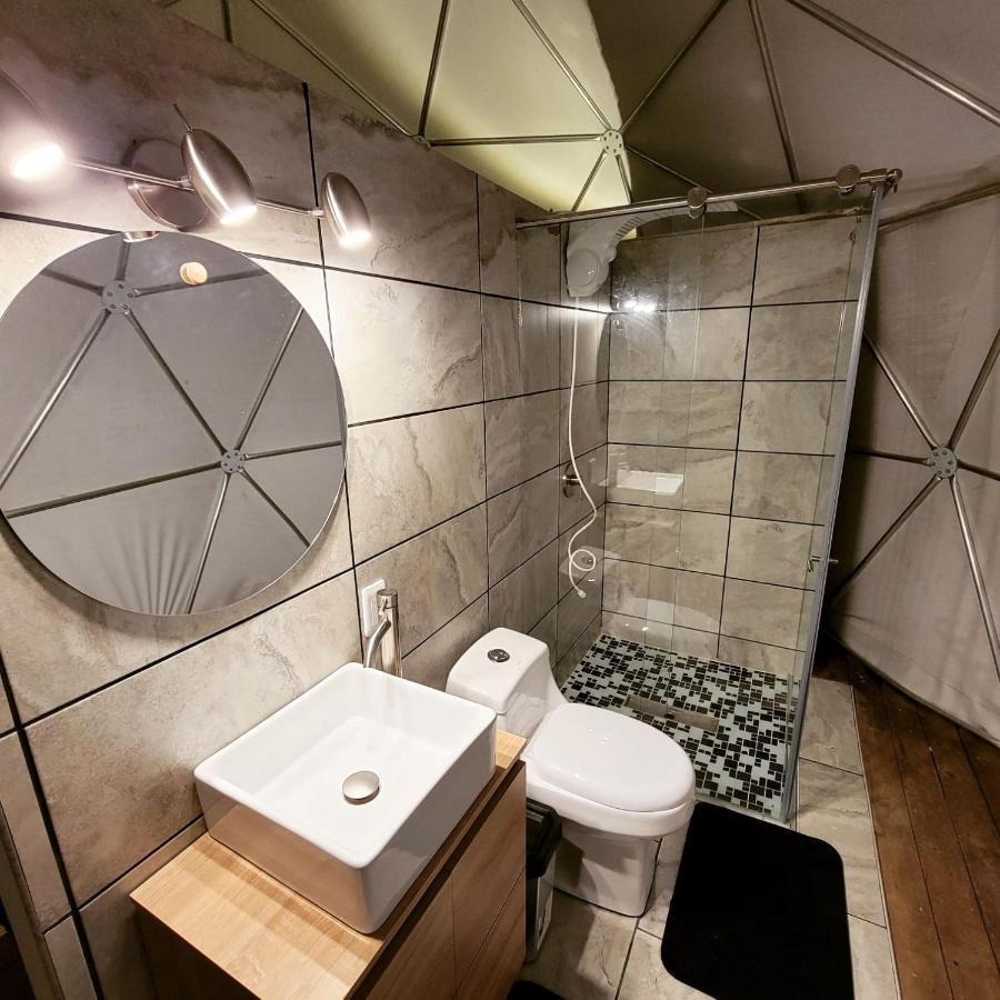 ホテル Solaris Glamping Exclusive Tena エクステリア 写真