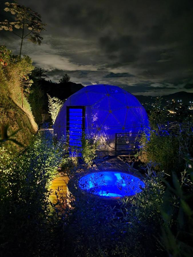 ホテル Solaris Glamping Exclusive Tena エクステリア 写真