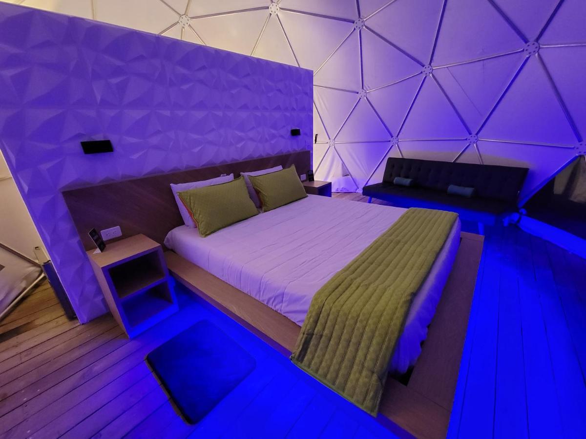 ホテル Solaris Glamping Exclusive Tena エクステリア 写真