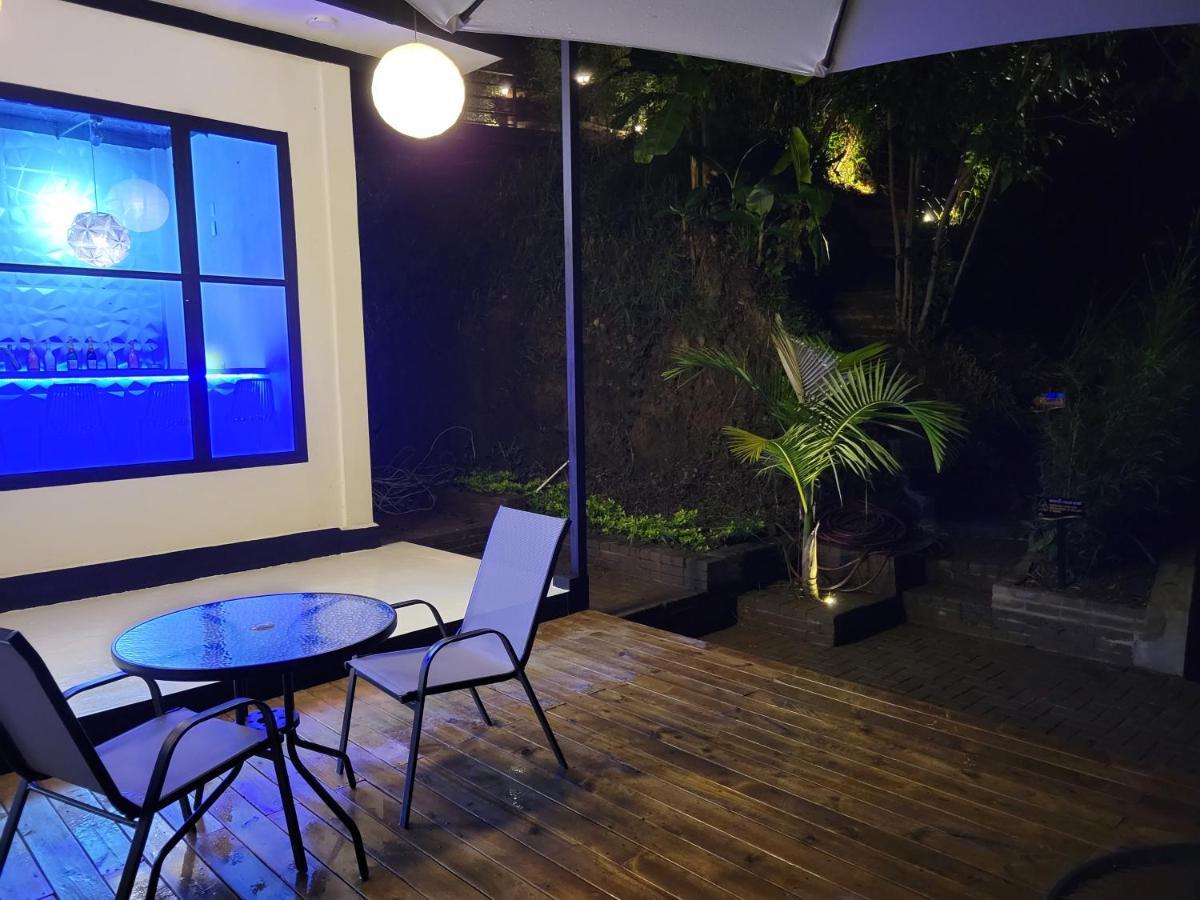 ホテル Solaris Glamping Exclusive Tena エクステリア 写真